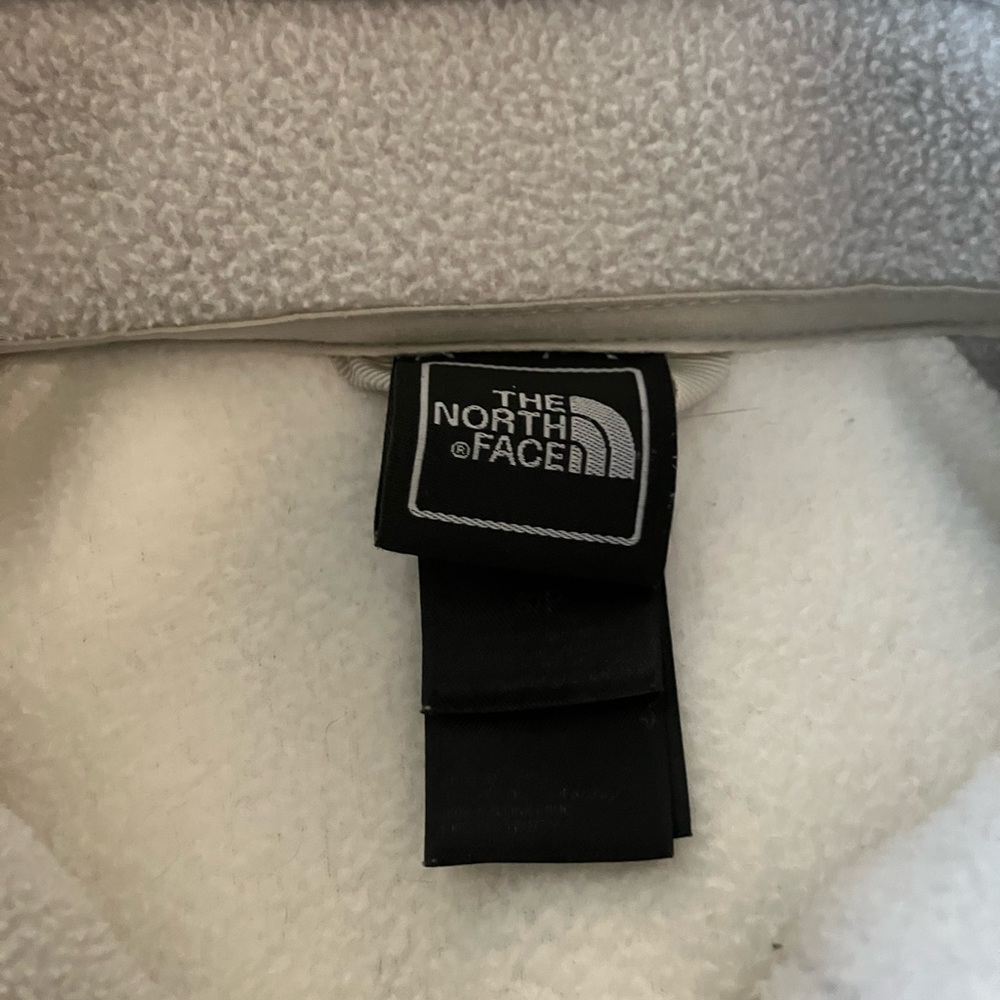 The North Face Full Zip Fleece Jacket. Excellent Condition Size S. - Picture 4 of 4